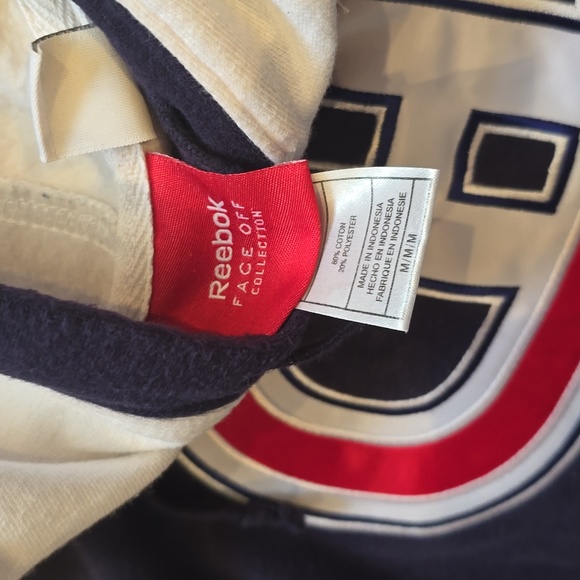 Montreal Canadian Reebok Hoodie Size Medium - Picture 3 of 4